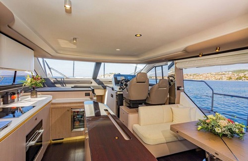 Primosten Boat Rental | Sun-Kissed Sailing Adventure in Sibenik, Croatia