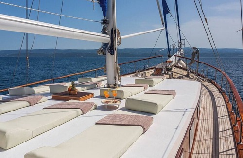Podstrana Boat Rental | Sun-Kissed Sailing Adventure in Split-Dalmacia, Croatia