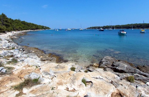 Trget Boat Rental | Sun-Kissed Sailing Adventure in Istria, Croatia