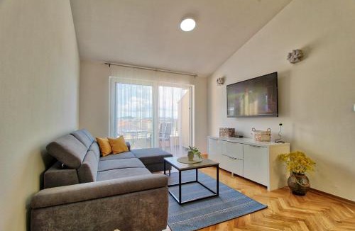 Ratac Apartment | Sunny apartment Marino Makarska