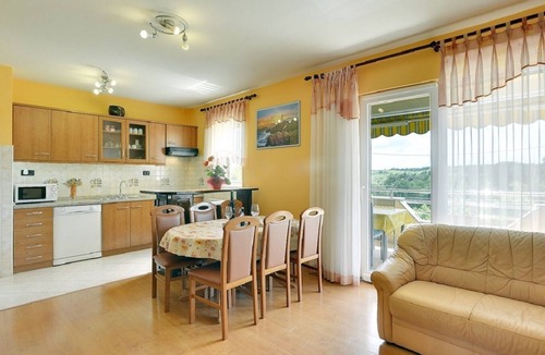 Lindar House | Sunny finca with private pool, BBQ and WiFi