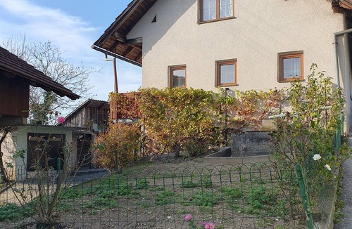 Vidrga Cottage | Sunny hilltop cottage - in central Slovenia - with both views and privacy