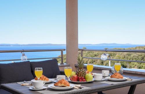 Kozino Apartment | Sunset Beach Suites