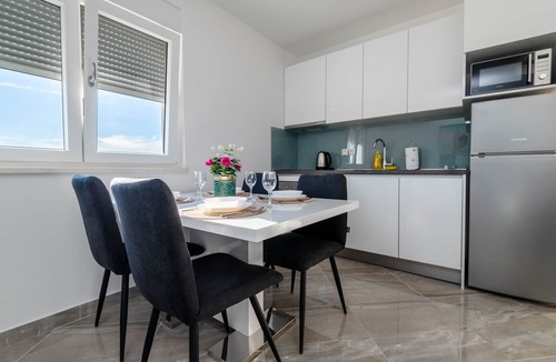 Duba Apartment | SUNSET MASLINA 6
