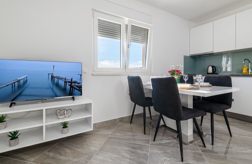 Duba Apartment | SUNSET MASLINA 6
