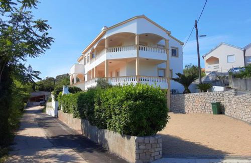 Lukoran Apartment | Sunshine Place by the beach