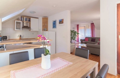 Moste Apartment | Superior 2-Bedroom Apartment With 3 Balconies In The Lake Bled Area Of Slovenia