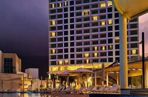 Al Aqah Apartment | Superior King Room Near Sandy Beach