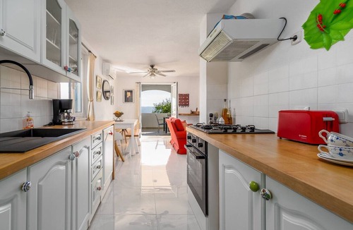 Omis Villa | The Captain's House 6 km from a sandy beach with heated pool and sea views
