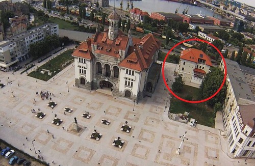 Old Town Apartment | The Composer/Penthouse apartment in Constanta