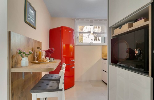 Lasko House | The entire premium 4 star boutique house in a quiet, safe and green environment