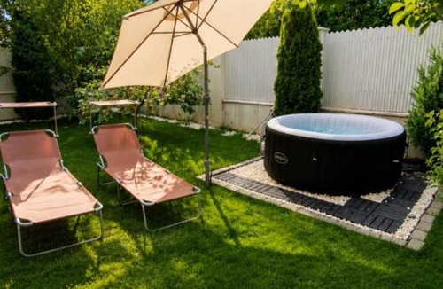 Timisoara Villa | The Green House - Jacuzzi & Garden Escape