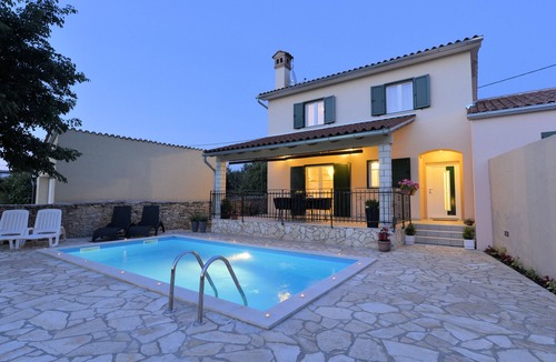 Kanfanar Villa | The house is located in a quiet area in the countryside, on the edge of Kanfanar,
