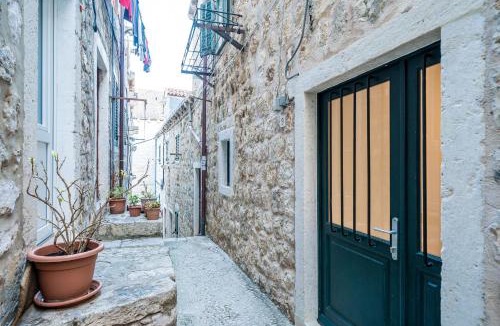 Dubrovnik Old Town Apartment | The Old Well apartment in Dubrovnik Old Town