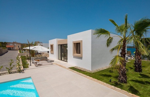 Kraj Villa | The Palms Resort - Villa Dream III