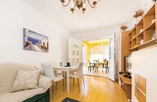 Krusevo House | The vacation house is located in the small village Susnjar ll and only about 70 m from the sea and p