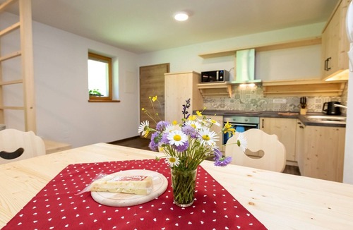 Ukanc Apartment | The Woodland Nook Apartments Bohinj - Classic Two Bedroom Apartment with Balcony
