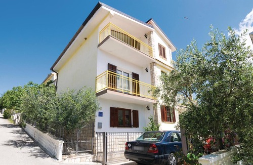 Krusevo Apartment | These beautiful and comfortable apartments are located near the sea.