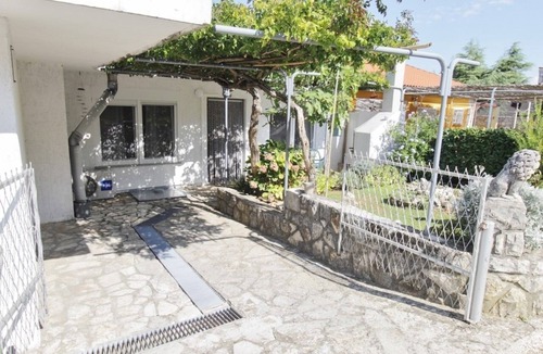 Crveni Vrh Apartment | Three bedroom apartment with balcony and sea view Crveni Vrh, Umag (A-27173-a)