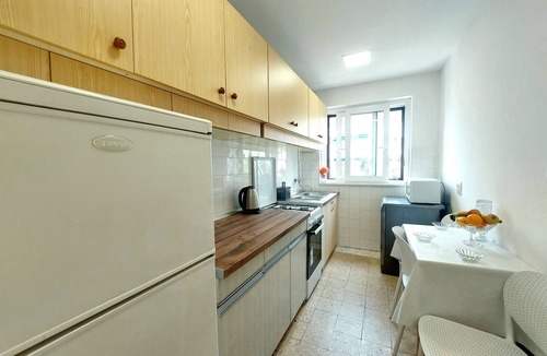 Ratac Apartment | Three bedroom apartment with balcony Makarska (A-6717-a)