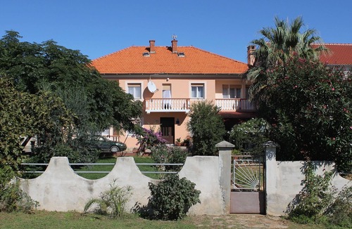 Privlaka Apartment | Three bedroom apartment with balcony Privlaka, Zadar (A-5747-c)