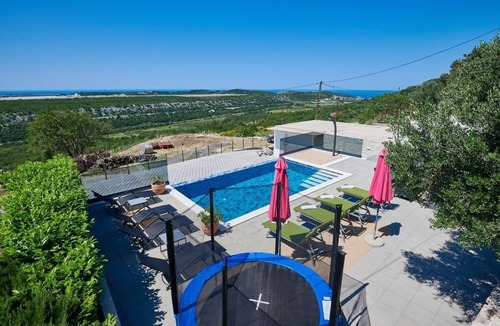 Popovici Apartment | Three bedroom apartment with balcony and sea view Uskoplje, Dubrovnik (A-23452-a)