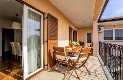 Rovinj Apartment | Three bedroom apartment with terrace Rovinj (A-14153-a)