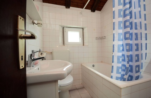 Ugljan Apartment | Three bedroom apartment near beach Ugljan (A-8262-b)
