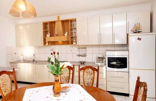 Zavalatica Apartment | Three bedroom apartment with terrace and sea view Zavalatica, Korčula (A-4458-a)