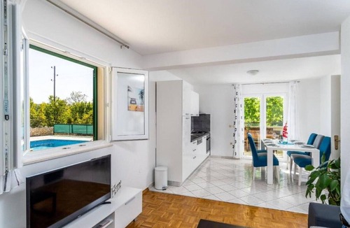 Primorski Dolac House | Three Bedroom Holiday Home with Private Pool