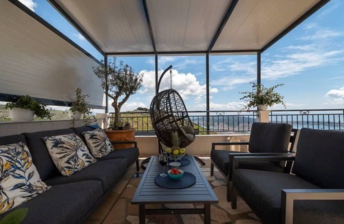 Seget Gornji Villa | Three Bedroom Villa with Private Pool