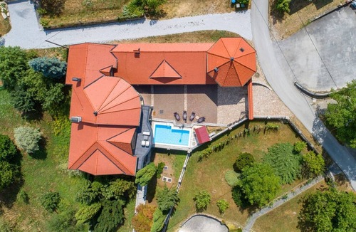 Lepoglava House | Three Bedroom Villa with Outdoor Pool