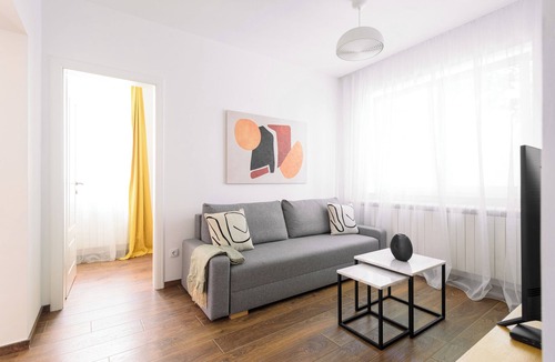 Vracar Apartment | Tim 3