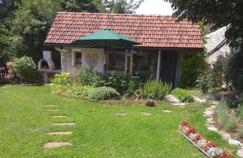 Prestranek House | Tiny house with a big heart