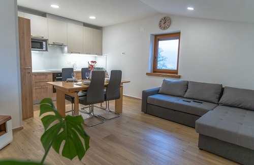 Ajdovscina Apartment | Tourist Farm Valic - Apartment and Winery