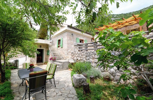 Tribanj House | Traditional Stone House Adrian