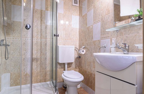 Busteni House | Tranquil 1-bedroom house in Bușteni