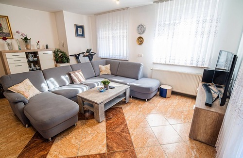 Skofljica Apartment | Tranquil and Charming Apartments with Shared Garden - Three Bedroom Apartment with Terrace