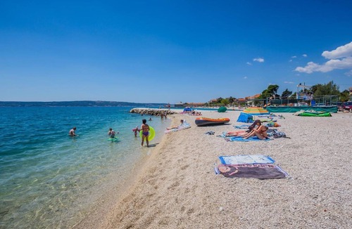 Rudine Apartment | Tranquil and Stylish Apartment Kastel Novi - Studio Apartment with Garden