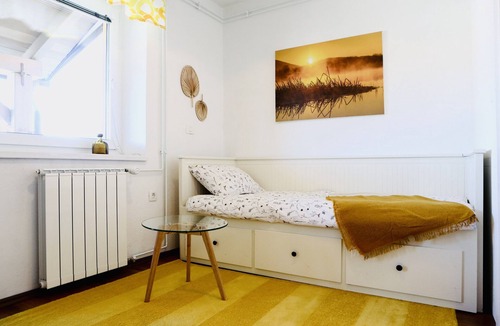 Cerknica House | Triple Room with Balcony & Breakfast at Ančkin kot