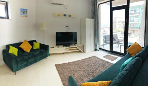 Mamaia-Sat Apartment | Turquoise