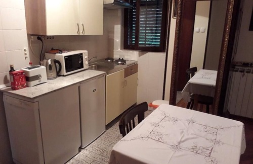Obrs Apartment | Two bedroom apartment with terrace Mošćenička Draga, Opatija (A-16123-b)