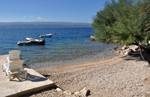 Celina Apartment | Two bedroom apartment near beach Zavode, Omiš (A-1021-b)