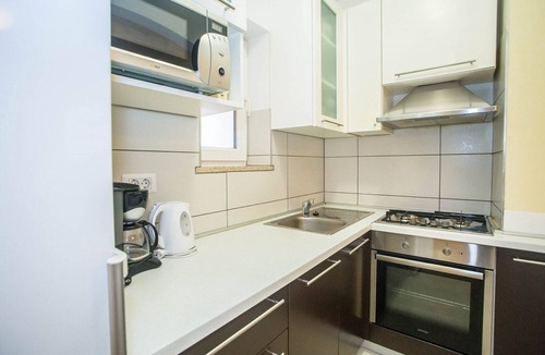 Susnjici Apartment | Two-Bedroom Apartment Koraca with Balcony