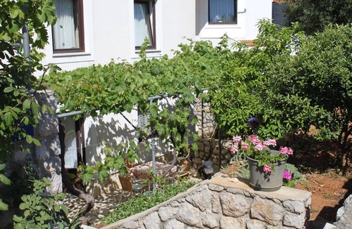 Cove Murtar Apartment | Two bedroom apartment with terrace Mali Lošinj, Lošinj (A-8090-b)