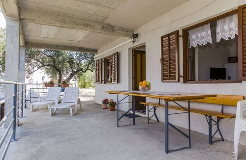 Putnikovic Apartment | Two bedroom apartment near beach Žuronja, Pelješac (A-14095-a)
