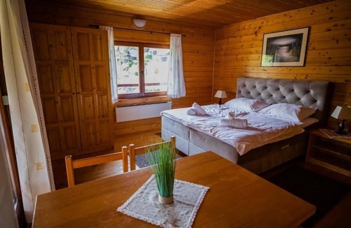 Duga Resa Apartment | Two bedroom apartment with terrace Donji Zvečaj, Karlovac (A-22080-a)