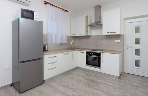 Potocnica Apartment | Two bedroom apartment with terrace and sea view Potočnica, Pag (A-21446-a)