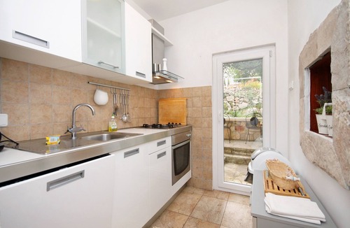 Stari Grad Apartment | Two bedroom apartment with terrace and sea view Stari Grad, Hvar (A-4016-b)