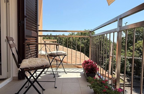 Viskovici Apartment | Two bedroom apartment with terrace and sea view Viskovici, Raša (A-27473-a)